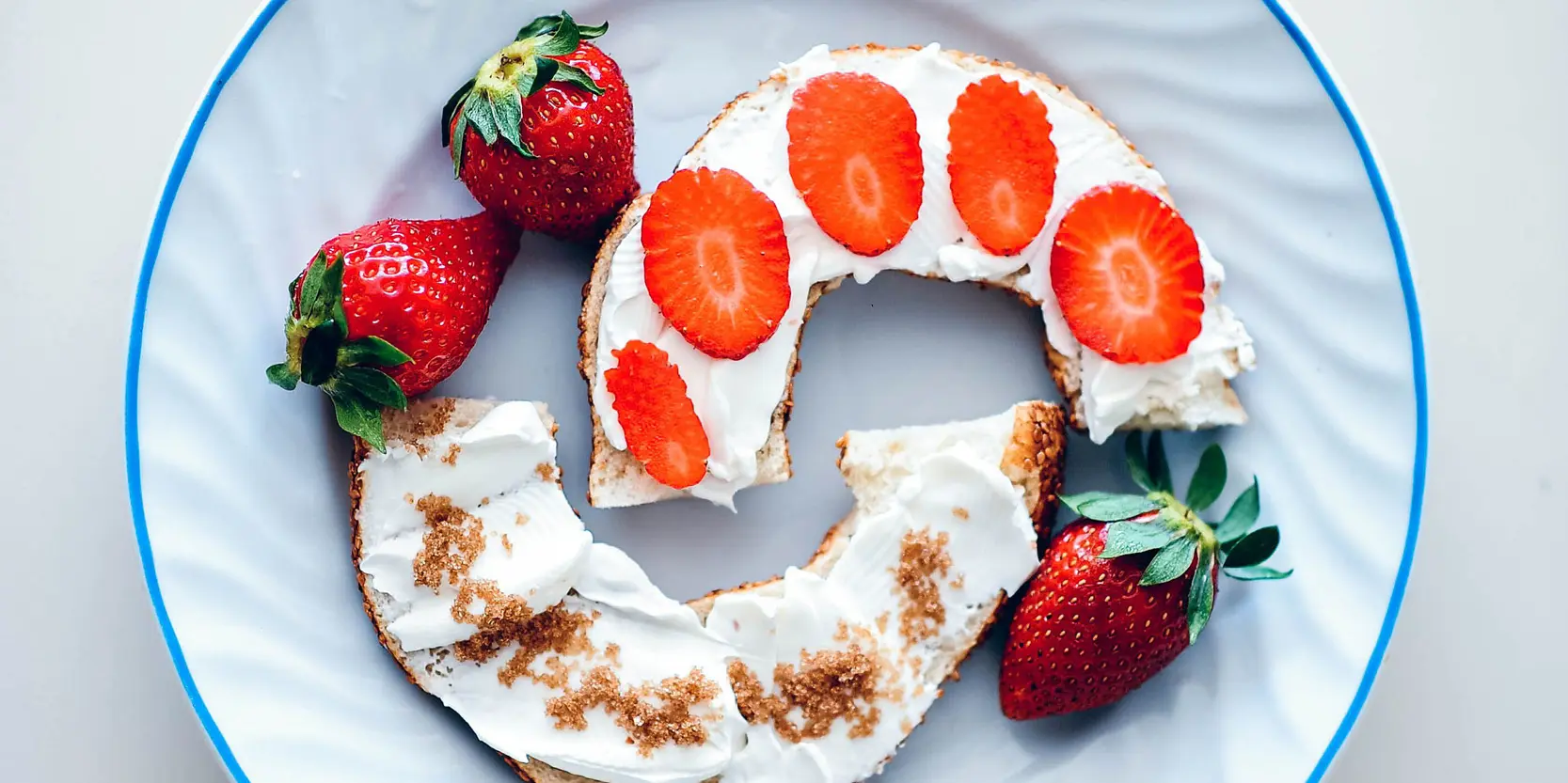 Bagel au Philadelphia et aux fraises, servi lors d'une dégustation organisée par ConsumerHouse